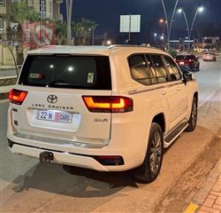 تويوتا لاندكروزر